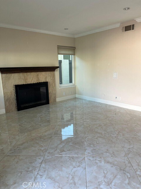 Building Photo - 9 Sarracenia