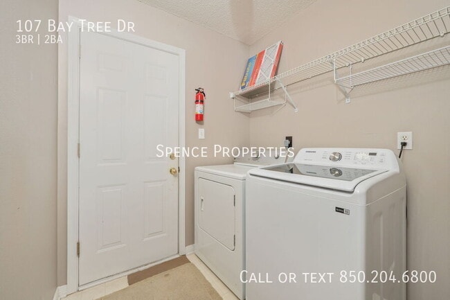 Building Photo - 107 Bay Tree Dr