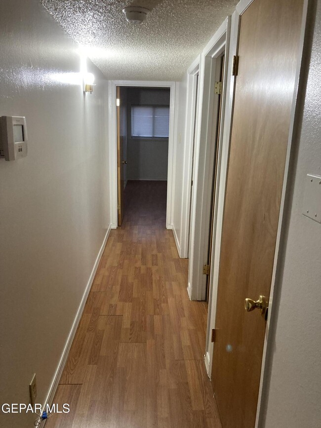 Building Photo - 4737 Tropicana Ave
