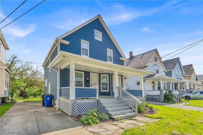 Building Photo - 9903 Nicholas Ave
