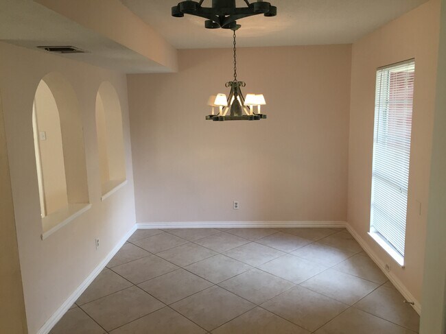 Building Photo - 301 Balboa
