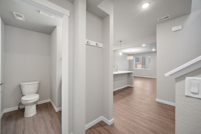 Building Photo - 5377 Freeboot Point