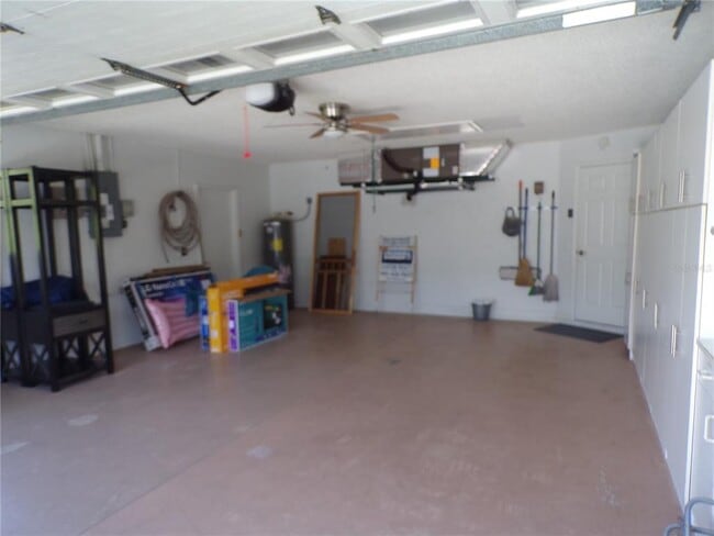 Building Photo - 15624 Hennipen Cir