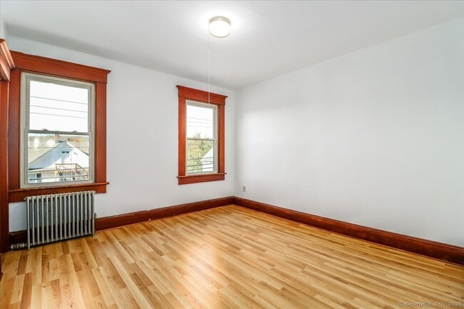 Building Photo - 130 Wellsville Ave