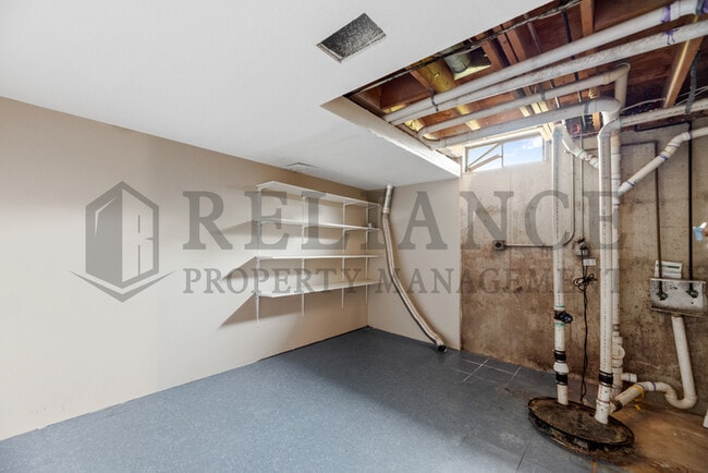 Building Photo - 2928 N Holyoke St