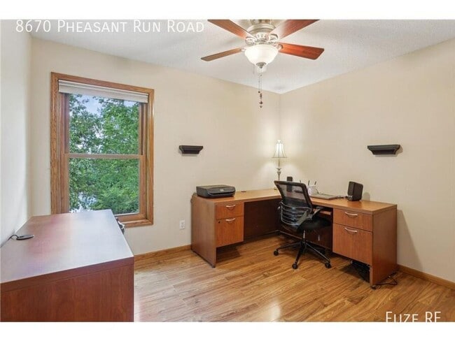 Building Photo - 8670 Pheasant Run Rd