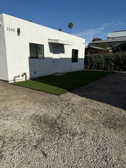 Building Photo - 2205 Sheridan St