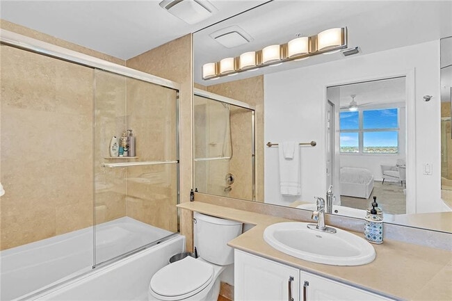 Building Photo - 3606 S Ocean Blvd