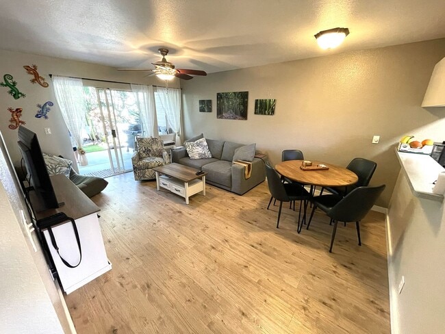 Building Photo - Furnished Ground Floor Southpointe Condo Available