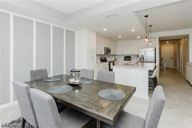 Building Photo - 5651 Double Eagle Cir