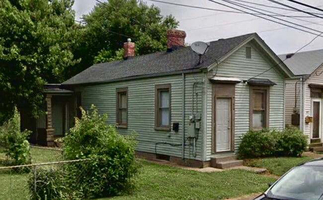 Building Photo - 415 Montana Ave