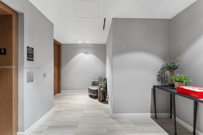 Building Photo - 4701 Meridian Ave