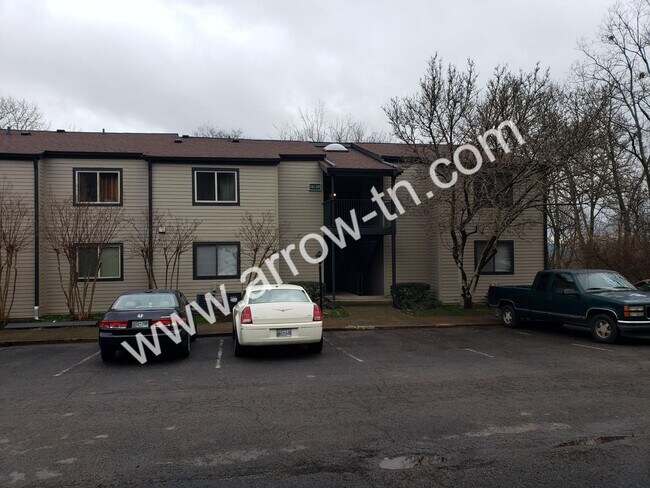 Building Photo - Great 1 bedroom, 1 bathroom condo in the h...