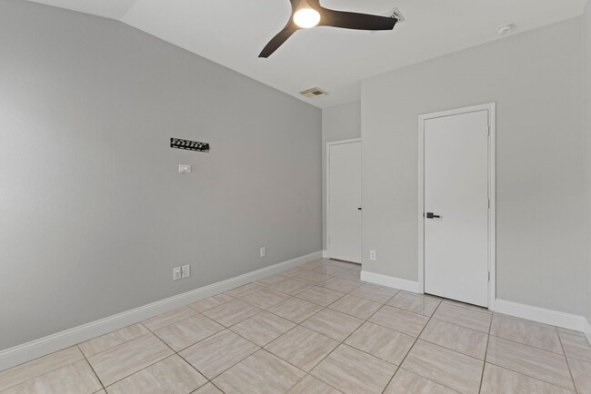 Building Photo - 14138 Concord Meadow Ln