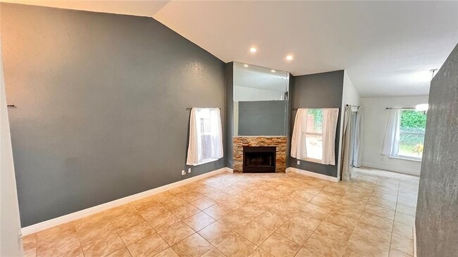 Building Photo - 7733 Fox Knoll Pl
