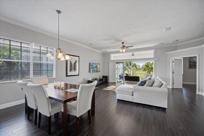 Building Photo - 2573 Country Golf Dr