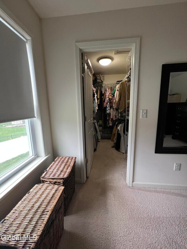 Building Photo - 10 Swatling Dr