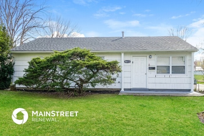 Building Photo - 9613 El Prado St