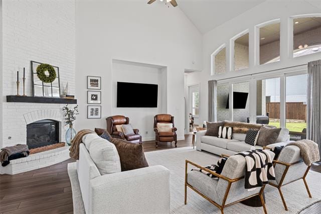 Building Photo - 1720 Rolling Heights Ln