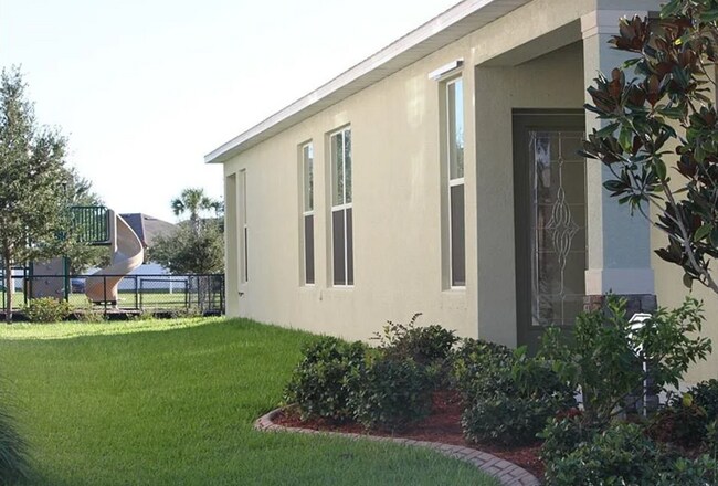 Building Photo - 8305 Deerland Bluff Ln