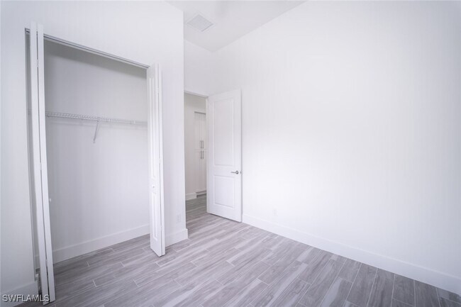 Building Photo - 3907 NW 45th Ln