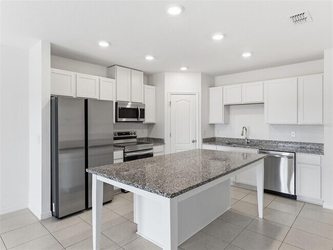 Building Photo - 32156 Pond Apple Bnd