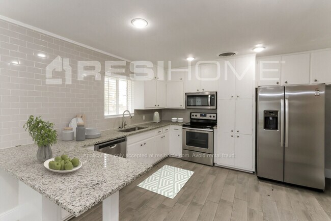 Building Photo - 1507 Granbury St