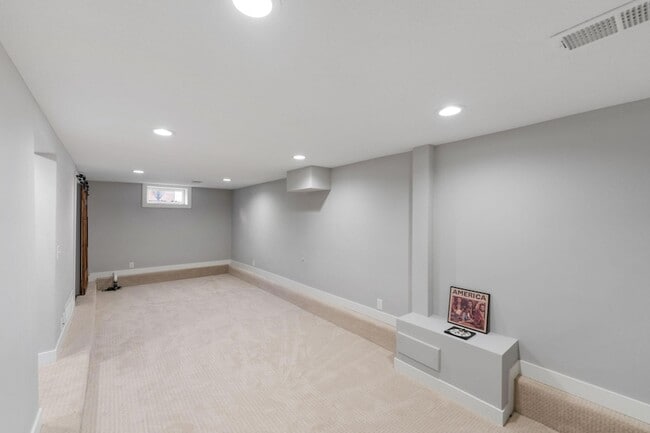 Building Photo - 3409 W 50th St