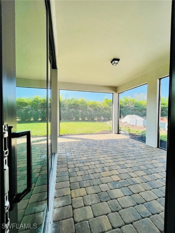 Building Photo - 1962 Tripletail Ln