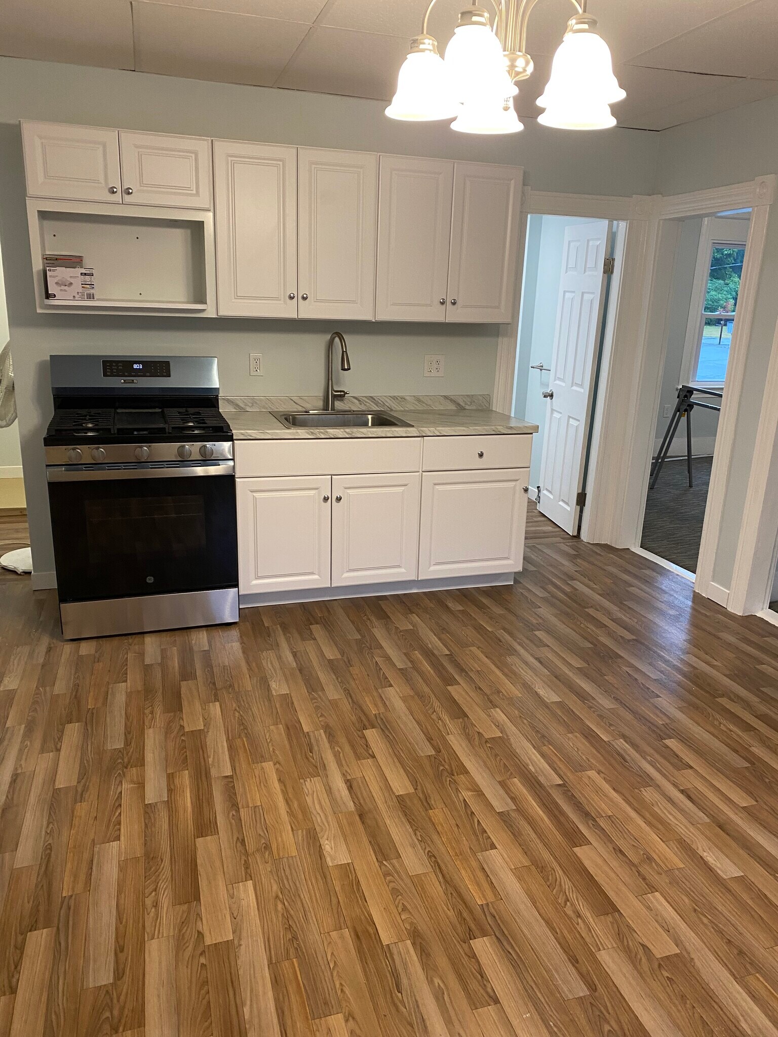 Kitchen - 114 Hampson St