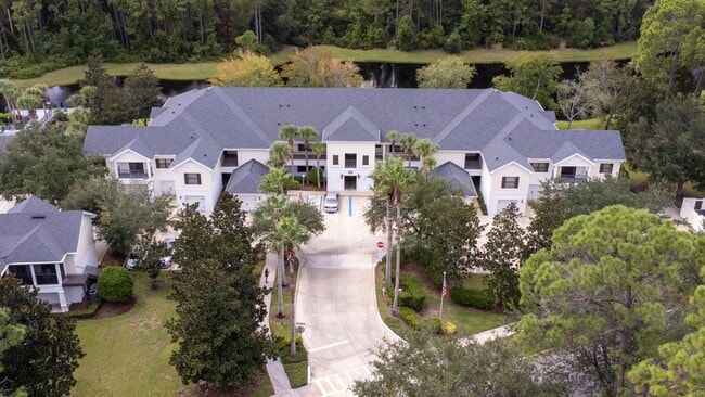 Primary Photo - Belle Haven 2-Bedroom Condo with Pond View and Garage