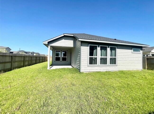 Building Photo - 7802 Winter Hawk Cir