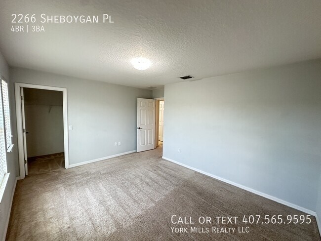 Building Photo - 2266 Sheboygan Pl