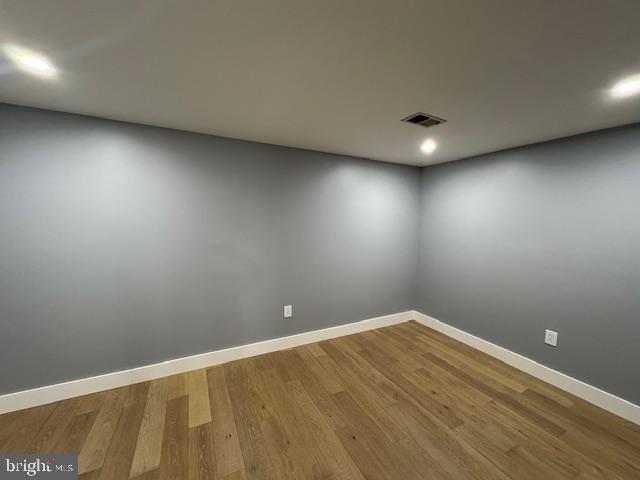 Building Photo - 15661 Montview Dr