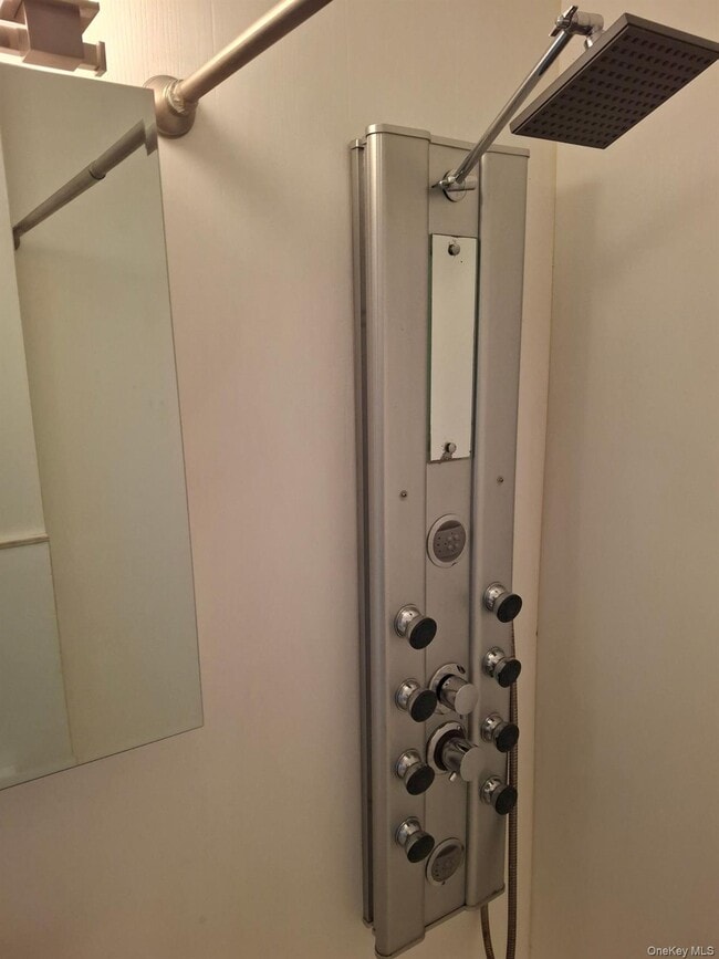 Building Photo - 60-34 56th Rd