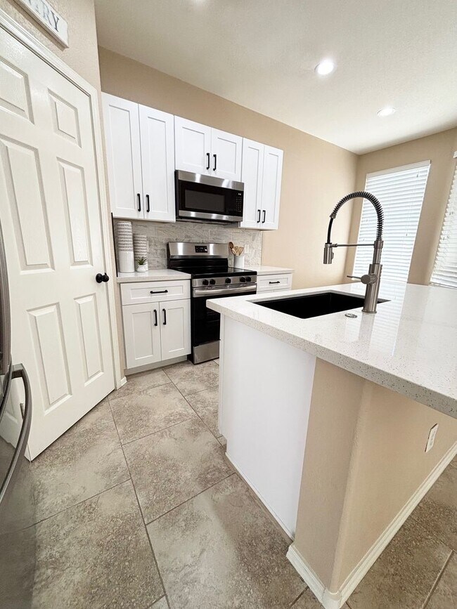 Building Photo - Single Level San Tan Valley Home
