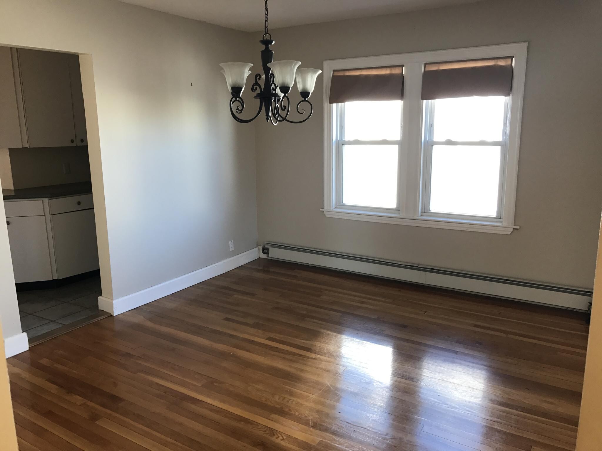 Building Photo - 94 Heath St