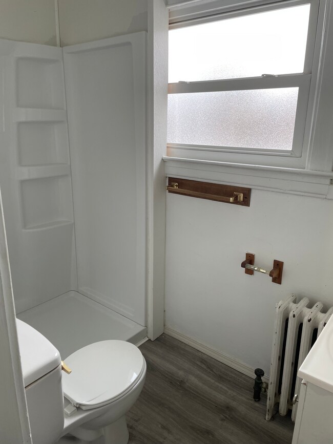 Building Photo - 58 Jerricho