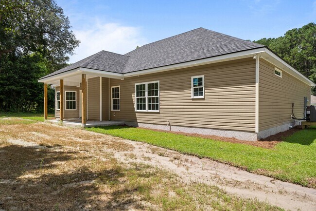 Building Photo - 295 Deer Rd