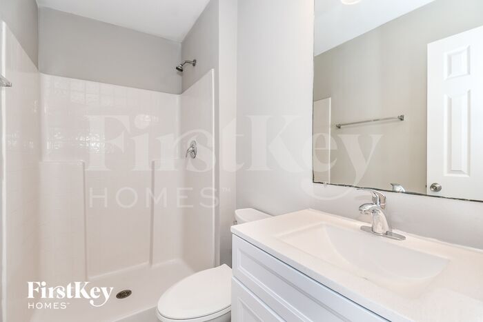 Building Photo - 6565 Gentle Oaks Dr