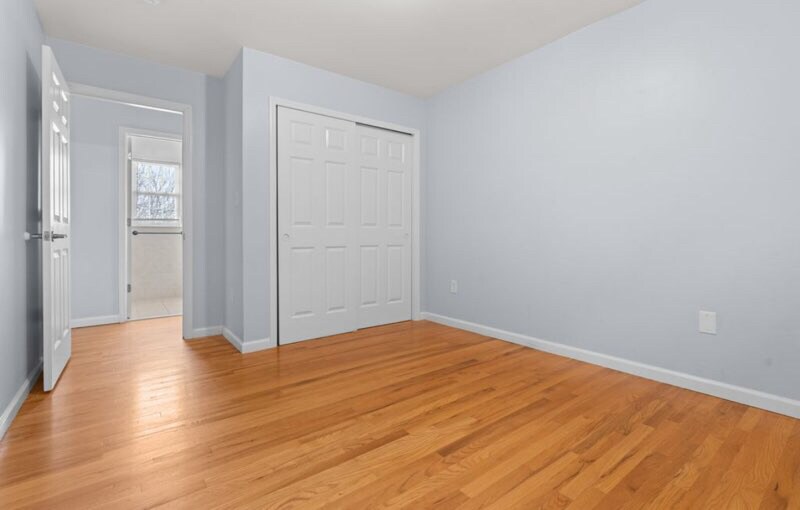 Building Photo - 25 Christine St