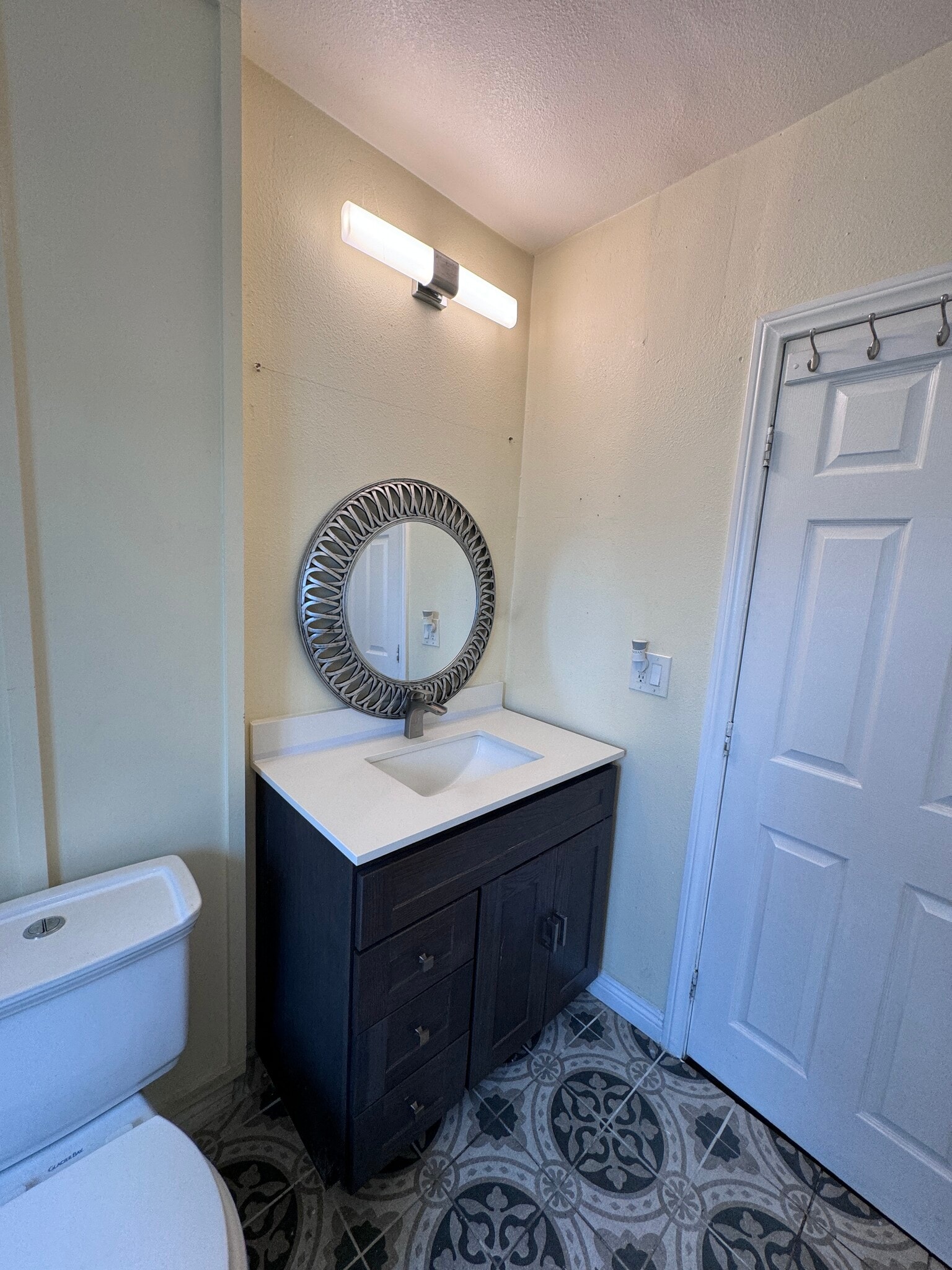 Building Photo - 5148 Alvada St