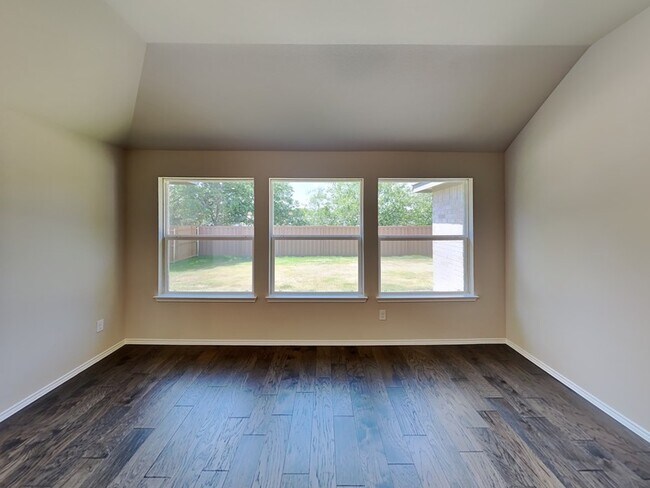 Building Photo - 10125 Boxelder Dr
