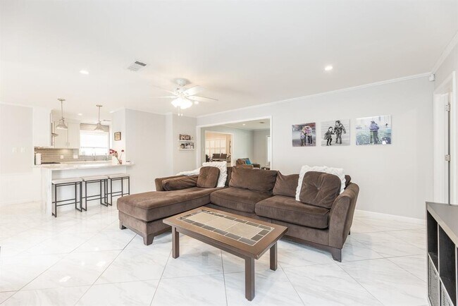 Building Photo - 14531 Bramblewood Dr