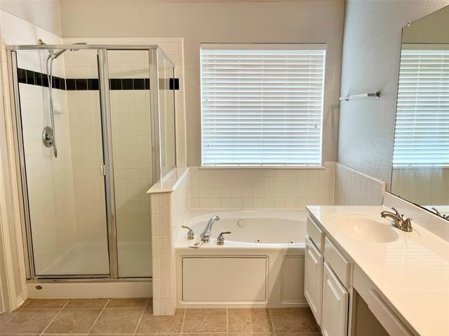 Building Photo - 5304 Timber Park Dr