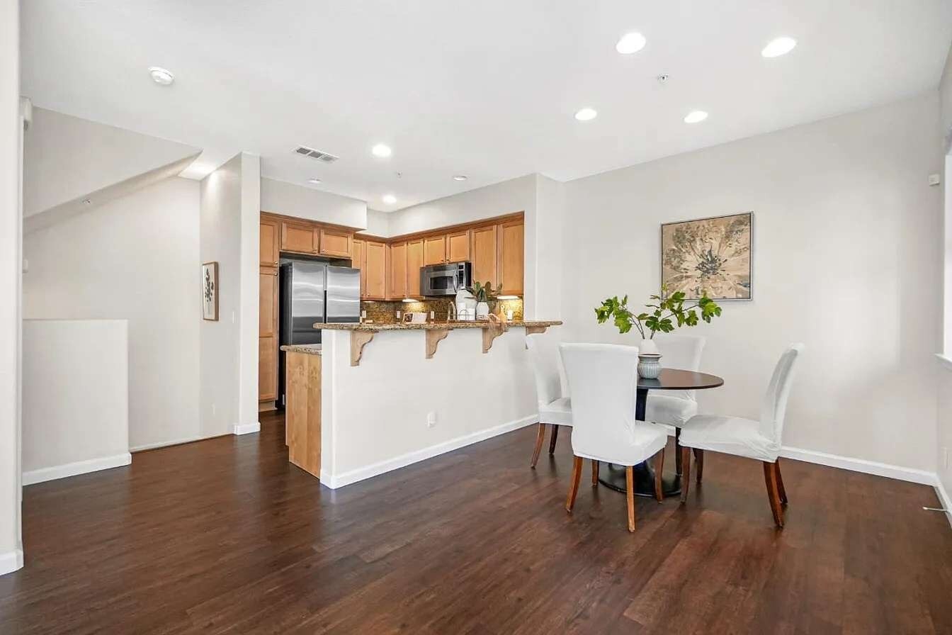 Building Photo - 2502 Jetty Dr