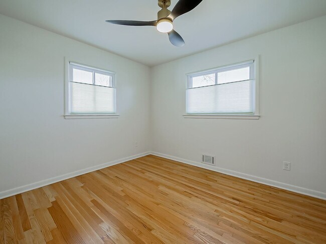 Building Photo - AVAILABLE NOW! Beautifully Updated 3-Bedroom Home with High-End Finishes!