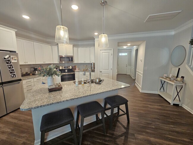 Building Photo - 205 Brochaill Ct