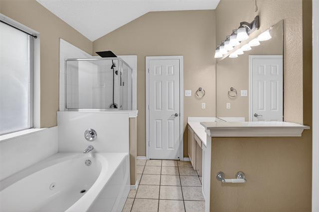 Building Photo - 1105 Hidden Glade Dr