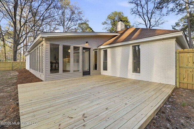 Building Photo - 409 Arundel Dr